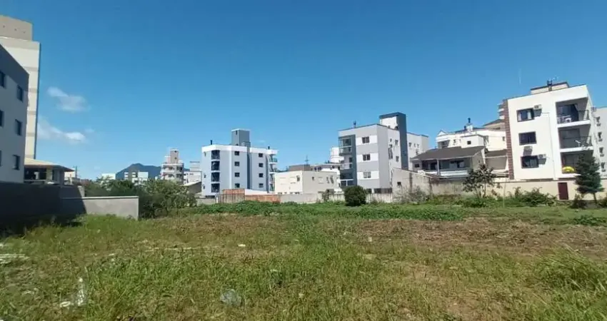 Terreno à venda na Rua Milão, --, Pagani, Palhoça