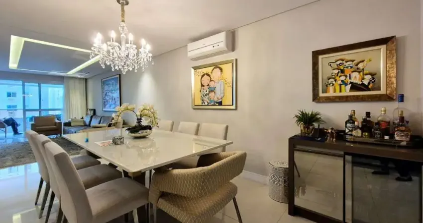 Apartamento com 3 quartos sendo 3 suítes no Centro