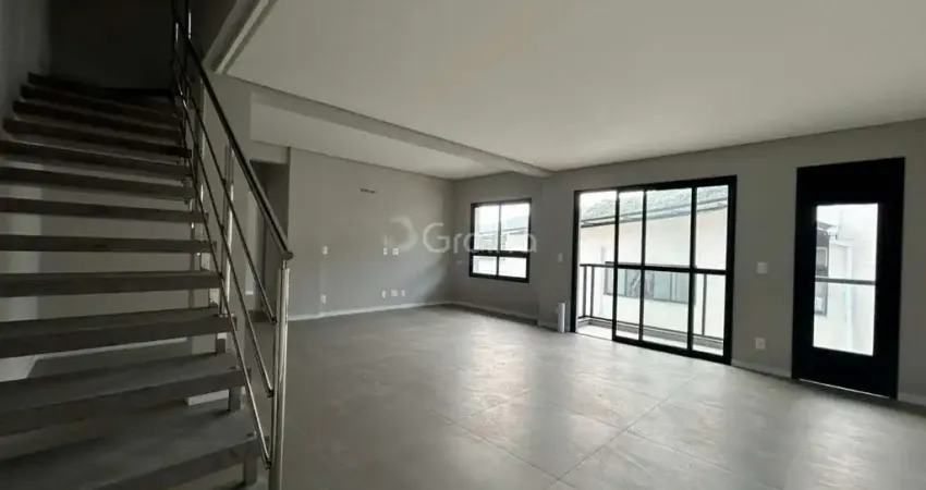 Apartamento Duplex de 133m² com 4 quartos sendo 1 suíte na Cachoeira do Bom Jesus