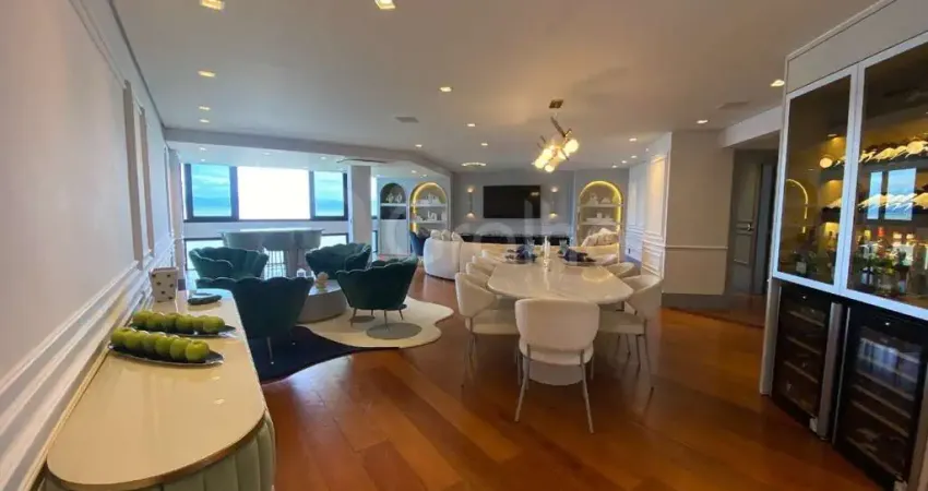 Apartamento Alto Padrão com 3 suítes e vista mar na Agronômica