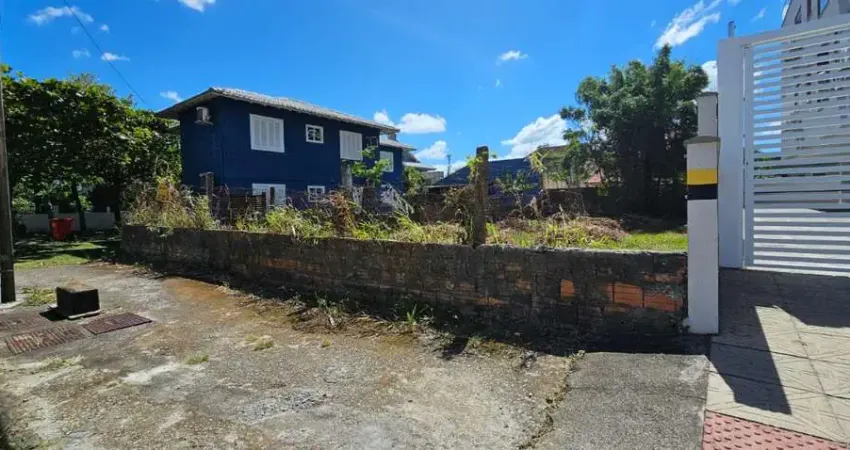 Terreno com 50m do Mar da praia dos Açores