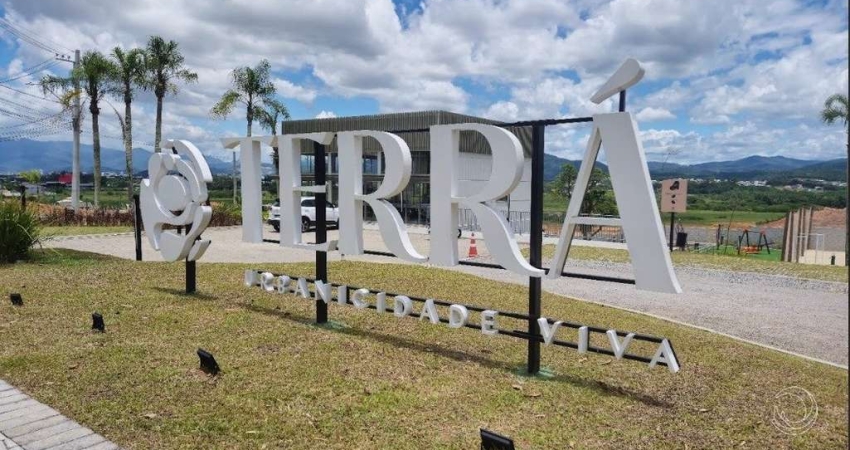 Terreno à venda na Rua Kiliano Hames, --, Forquilhas, São José