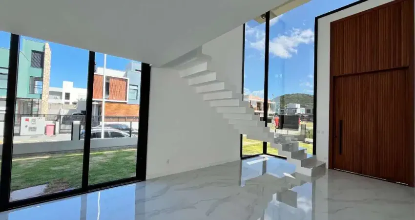 Casa com 3 suítes no Villa Pamplona, Campeche - Floripa