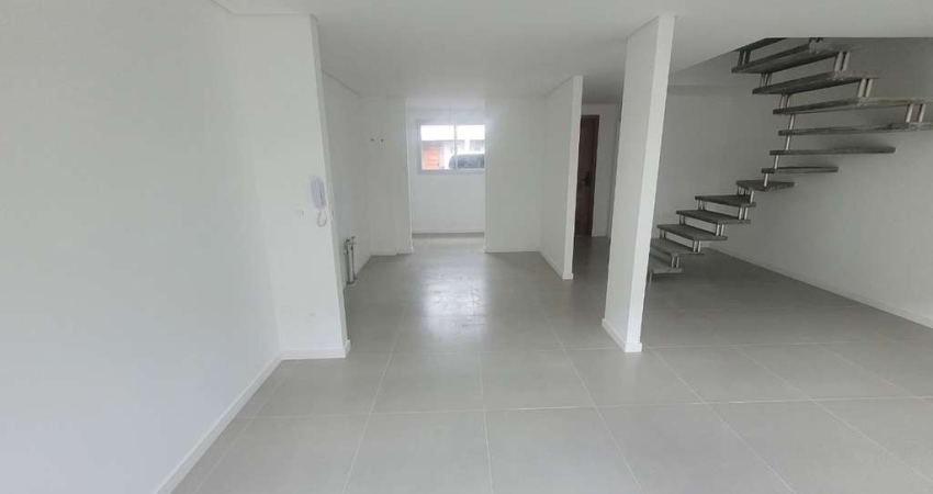 Linda casa com 3 quartos no bairro Morro Das Pedras