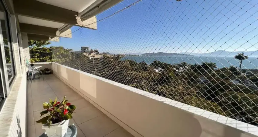 Apartamento de 135m2 co, 3 quartos em Canasjurê