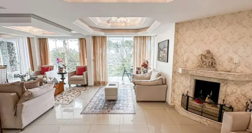 Casa de Alto Padrão no Bosque das Mansões - São José/SC