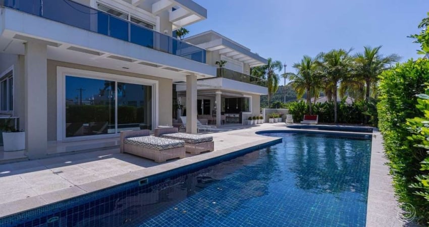 Casa Alto Padrão com 1.106,19 m² e 8 suítes em Jurerê Internacional