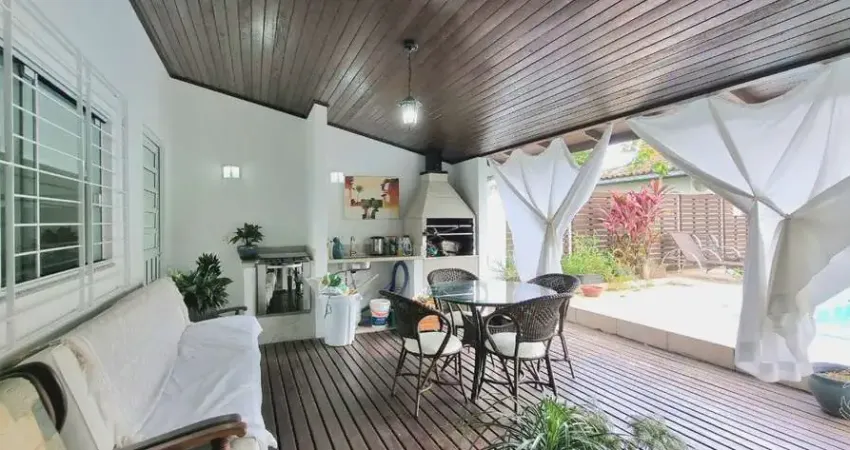 Casa com 4 quartos à venda na Rua Professor Walter de Bona Castelan, --, Córrego Grande, Florianópolis