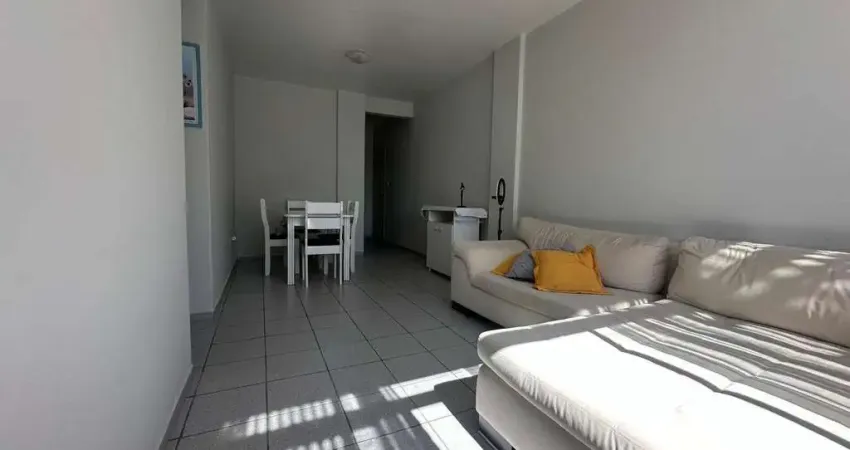 Apartamento de 62m² com 2 quartos em Coqueiros