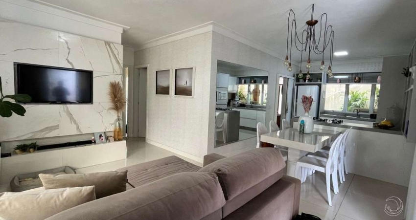Casa com 269m² e 5 quartos sendo 1 suíte  em Canasvieiras