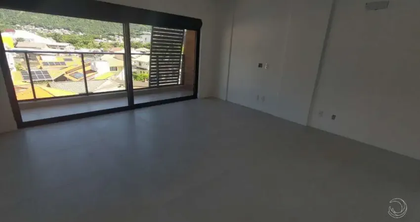Estúdio com 50m² no Saco Grande