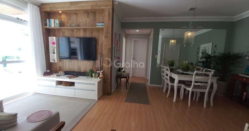 Apartamento 2 quartos sendo 1 suíte no bairro Estreito em Florianópolis