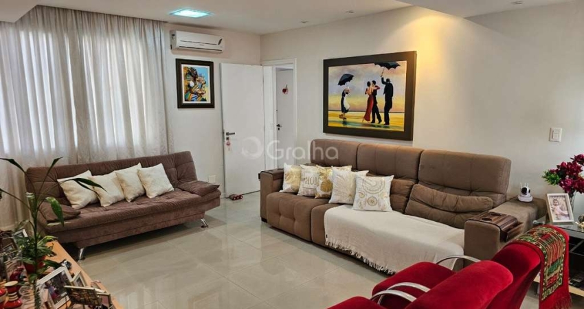 Apartamento de 208m² com 4 quartos no Centro