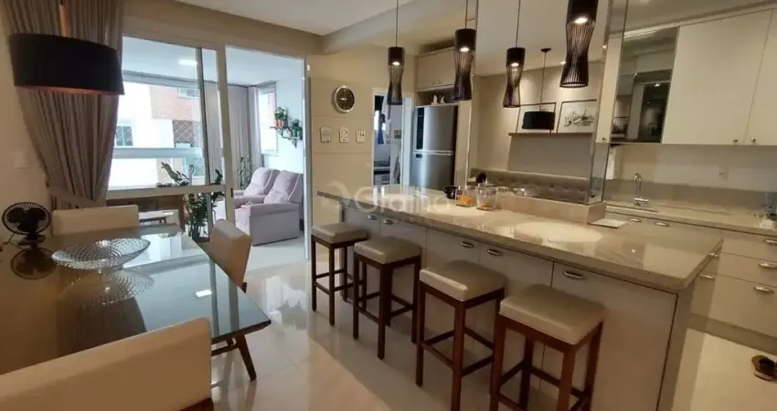 Apartamento de 126m² com 3 quartos sendo 1 suíte no Centro