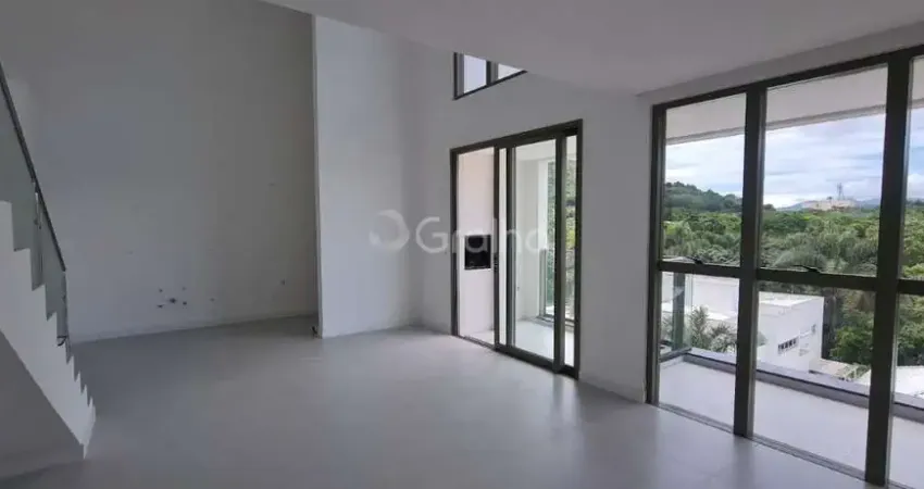 Duplex com 2 suítes e 92m² privativos em Jurerê Internacional, Florianópolis