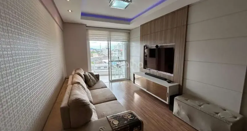 Apartamento de 68m² com 2 quartos sendo 1 suíte em Barreiros