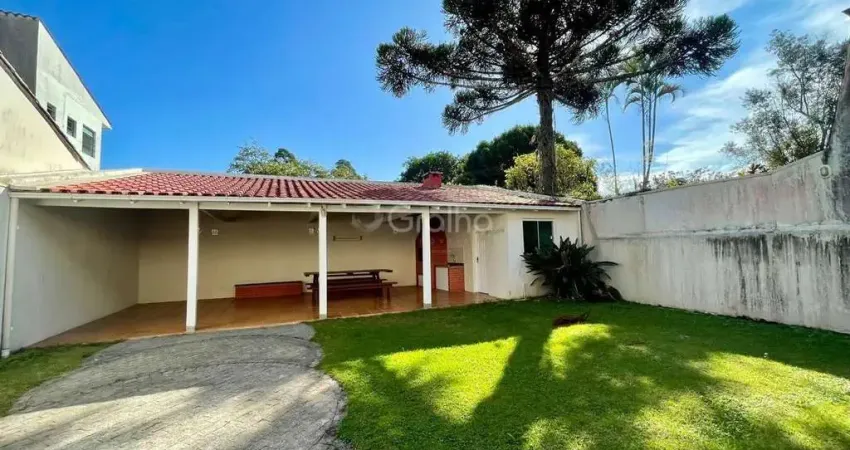 Casa residencial de 309m² com 4 quartos sendo 1 suíte no bairro Córrego Grande