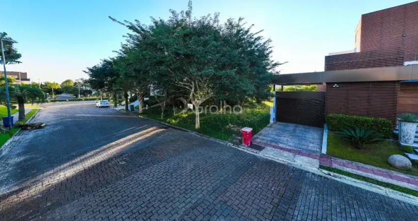 Terreno à venda na Rua dos Botos, --, Jurerê Internacional, Florianópolis