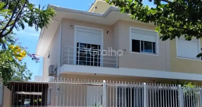 Casa com 3 quartos à venda na Rua do Farol, --, Campeche, Florianópolis