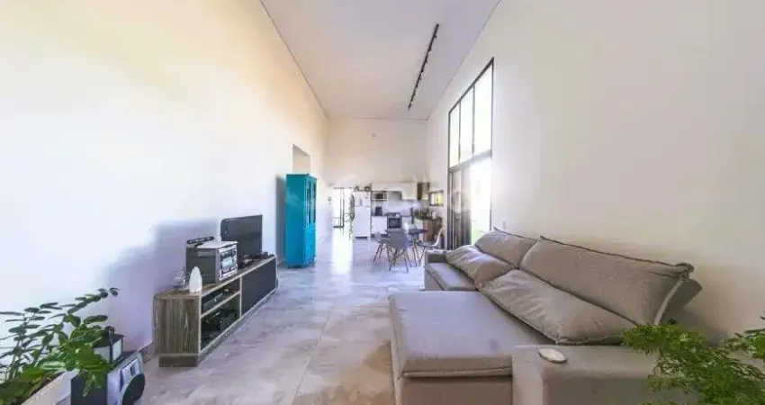 Casa de 375m² com 4 quartos sendo 2 suítes nos Ingleses