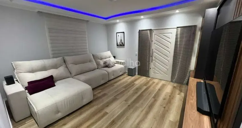 Casa de 200m² com 3 quartos sendo 1 suíte na Serraria em São José