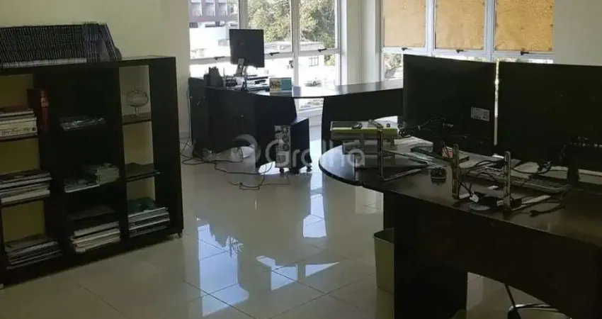 Sala Comercial de 41m² na Trindade
