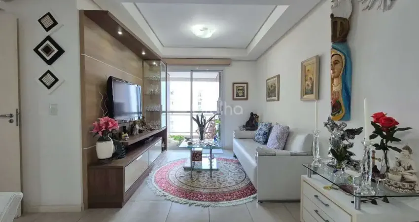 Apartamento de 78m² com 2 quartos sendo 1 suíte no Centro