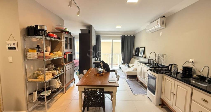 Apartamento com 1 suíte e 66m² privativos na Cachoeira do Bom Jesus, Florianópolis