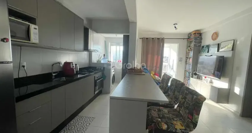 Apartamento de 83m² com 3 quartos sendo 1 suíte em Areias, São José