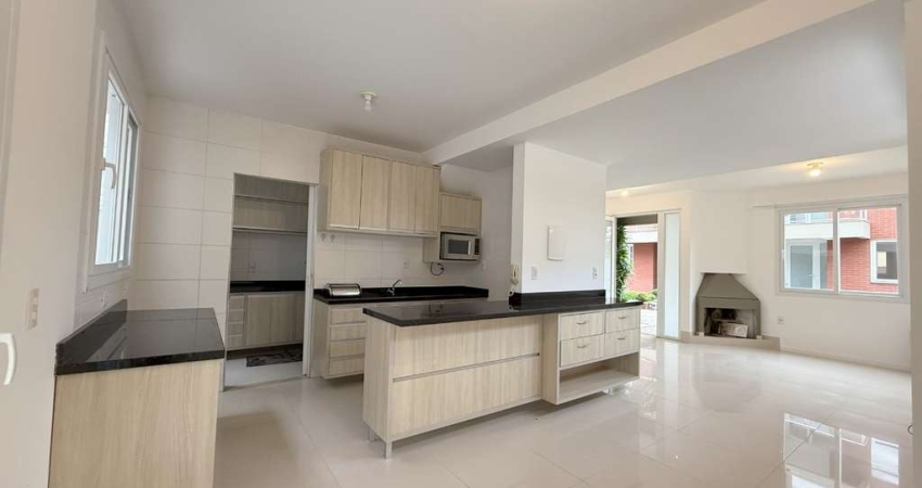 Casa com 3 quartos à venda na Rua Grumixama, --, Campeche, Florianópolis
