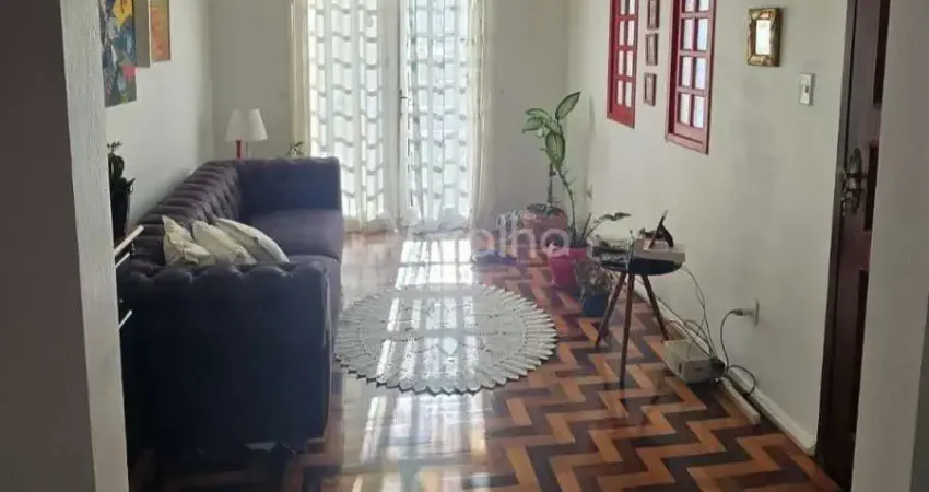 Casa Residencial de 116m2 com 3 quartos no Centro de Florianópolis