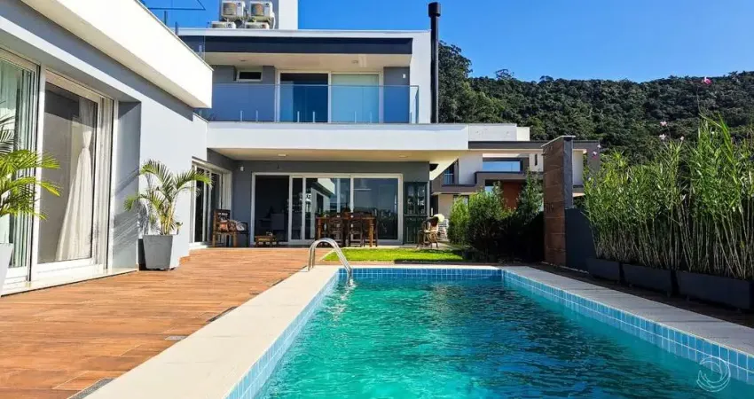 Casa de 4 quartos no bairro Ingleses, Florianópolis.