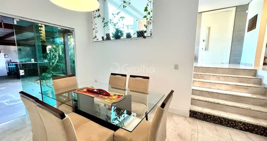 Casa Residencial de 114m² com 3 quartos na Ponta de Baixo