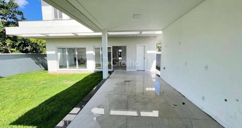 Casa residencial com 4 suítes e 280m² privativos na Vargem Pequena, Florianópolis