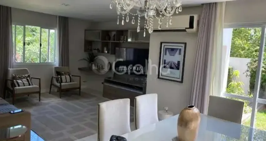 Casa residencial de 260 m² com 3 quartos sendo 3 suítes
