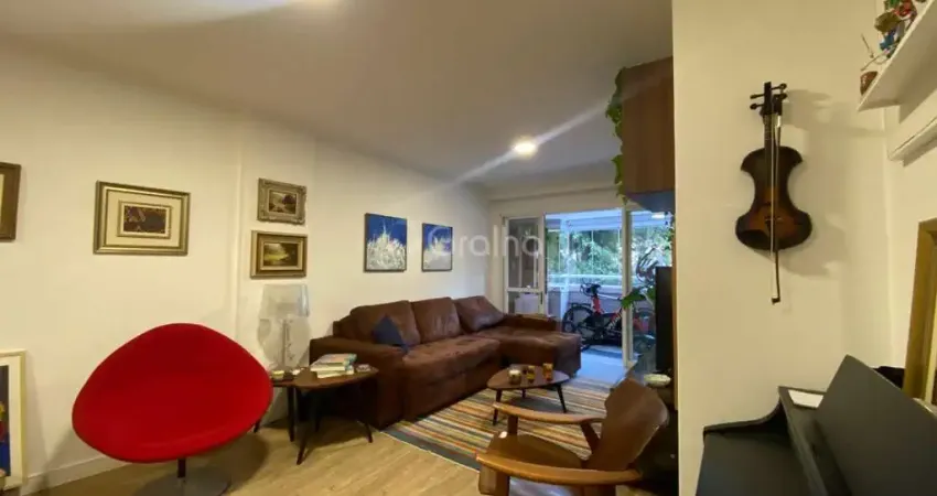 Apartamento de 126m² com 3 quartos sendo 1 suíte no Centro