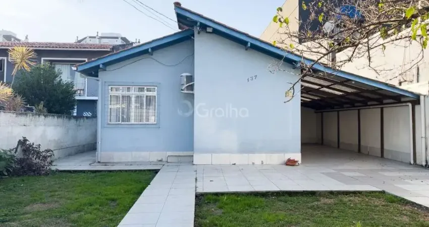 Casa de 120m² com 3 quartos sendo 1 suíte no bairro Abraão