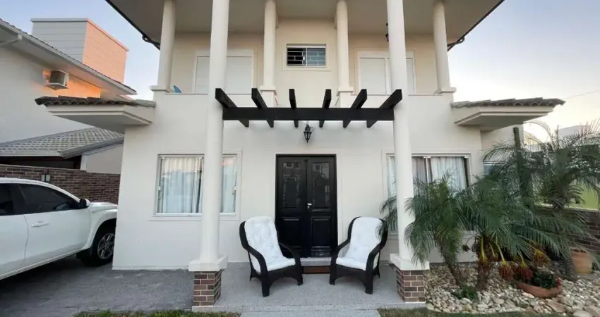 Casa com 4 quartos à venda na Rua do Farol, --, Campeche, Florianópolis