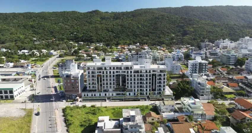 Apartamento de 100m² com 3 suítes no bairro bombas em bombinhas