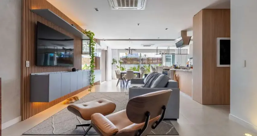 Casa com 4 quartos à venda na Rua das Algas, --, Jurerê, Florianópolis