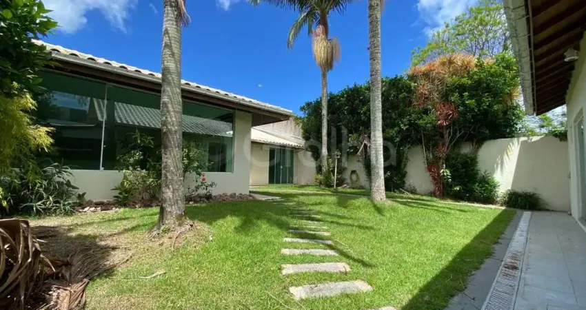 Casa com 4 quartos, 2 suítes e 238m² privativos no córrego grande, florianópolis