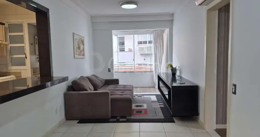 Apartamento com 3 quartos à venda na Rua Cristóvão Nunes Pires, --, Centro, Florianópolis