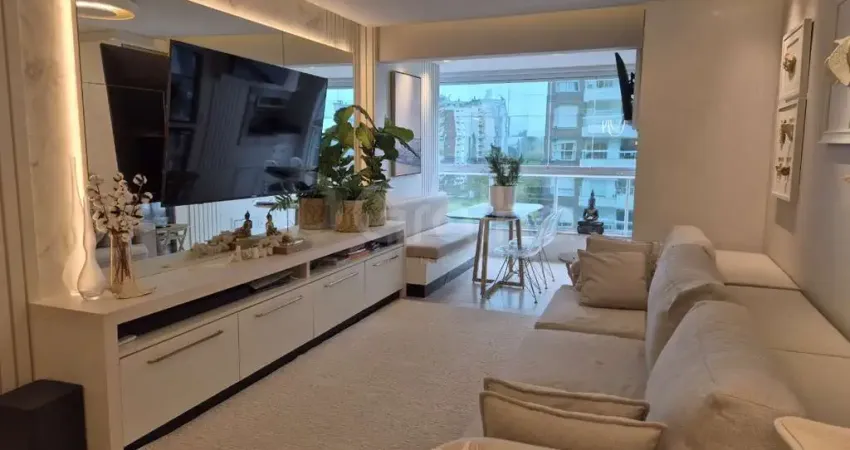 Apartamento de 106m² com 3 quartos sendo 1 suíte na agronômica