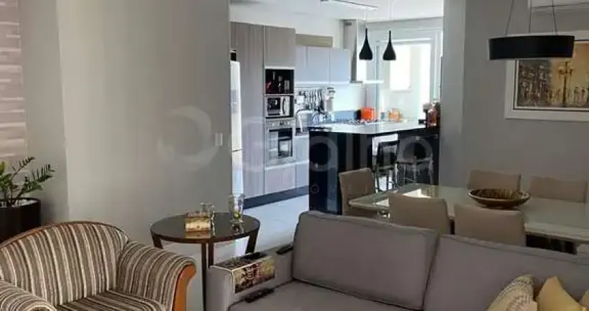 Cobertura com 3 quartos sendo 1 suite com 212m² nos ingleses.