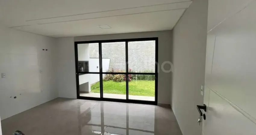 Sobrado de 3 quartos, duas vagas e churrasqueira com vista permanente no são sebastião.