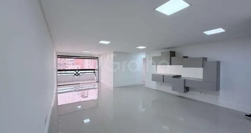 Apartamento de 168m² com 3 quartos sendo 2 suítes na beiramar