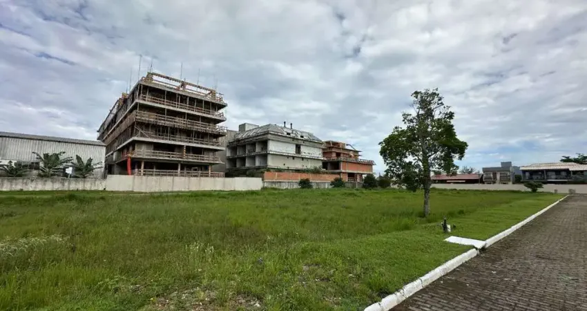 Terreno em condomínio fechado à venda na Rua Camarinhas, --, Campeche, Florianópolis