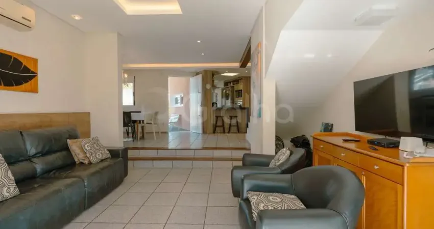 Casa residencial com 4 suítes com 210,17m² na praia da daniela.