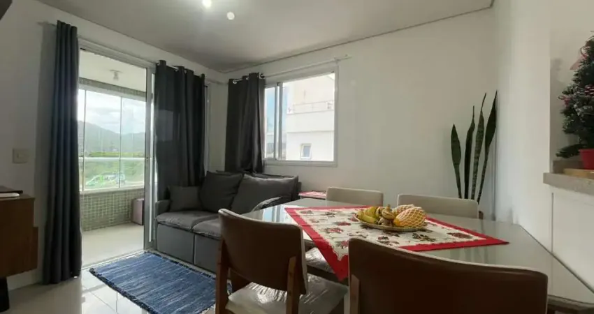 Apartamento mobiliado com 2 quartos no bairro pântano do sul