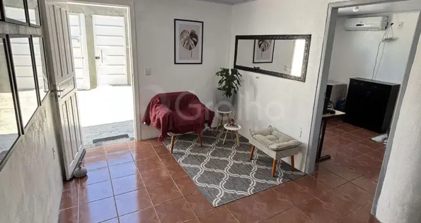 Casa com 3 dormitórios e edícula à venda no bairro Passa Vinte na Palhoça